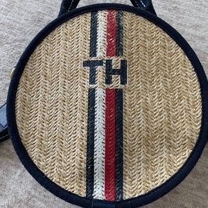 Tommy Hilfiger Crossbody Bag